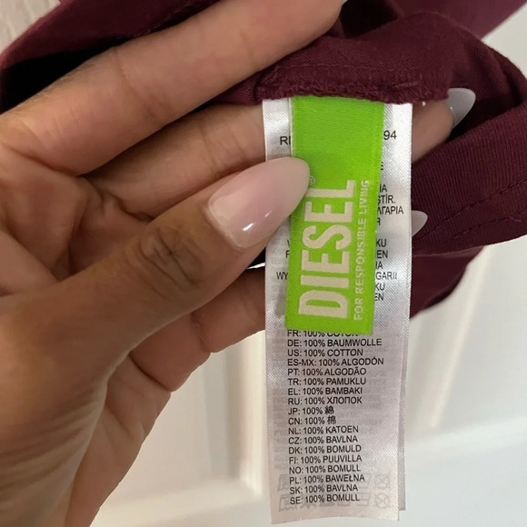 Diesel Men’s Crew-neck Tshirt - Picture 7 of 7